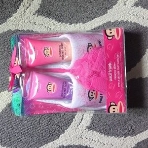 Brand New Paul Frank Foot Spa Kit Exfoliating Sponge, Scrub, Cream And Slippers